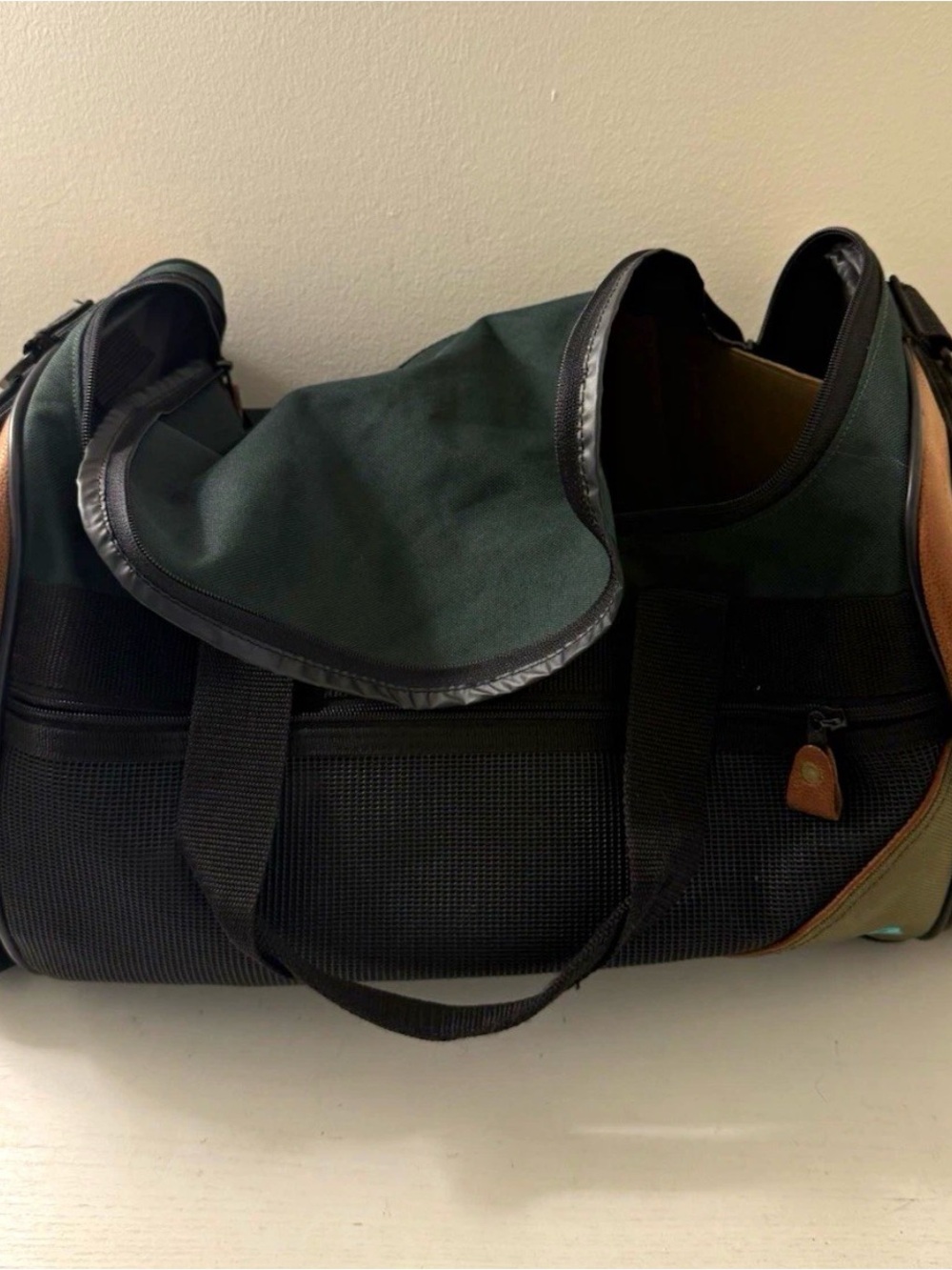 Jeep Solid Duffle Bag Green/Black/Brown Adjustable Strap